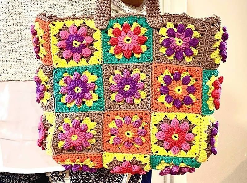 Bolso Cesta con Granny Flor a crochet