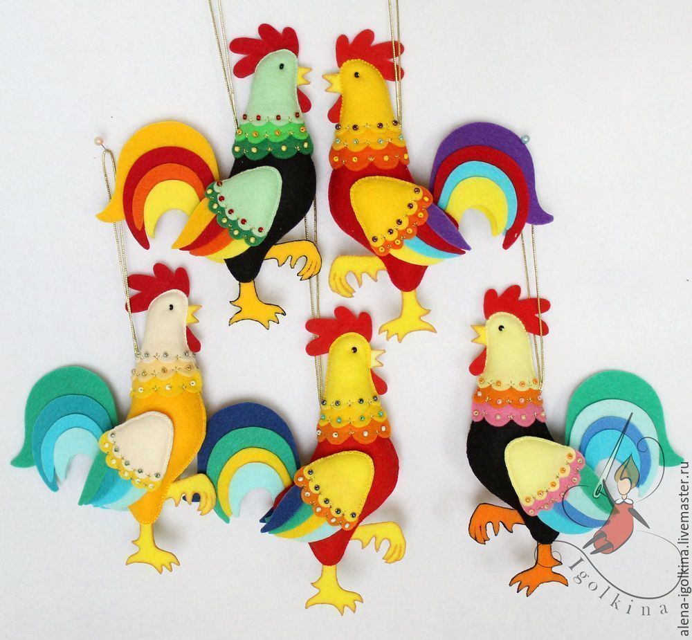 DIY Gallo de fieltro con patrones