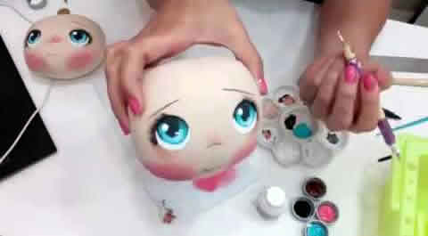 Pintar la cara de las muñecas de tela fácilmente