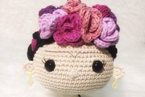 DIY Llavero Frida tejido a crochet