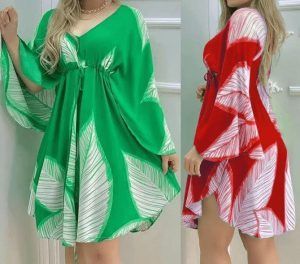 Vestido evasé con mangas de mariposa