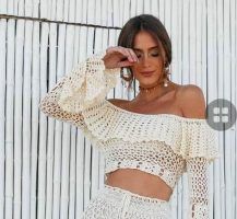 Top a crochet con volantes y manga larga