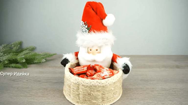 DIY cesta de Navidad de Papá Noel paso a paso