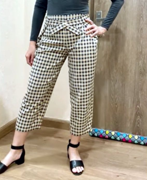 Pantalón ancho sin elástico y sin cremallera