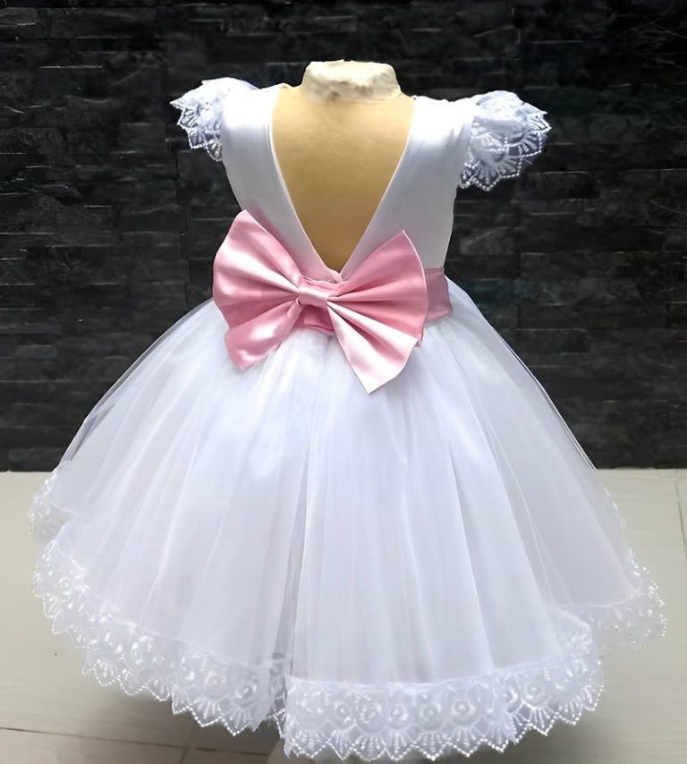 Vestido de bautizo para niña
