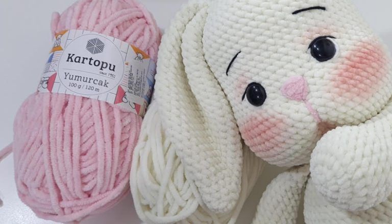 Conejo amigurumi a crochet