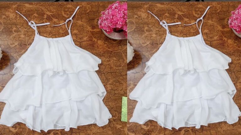 Vestido de bebé con volantes