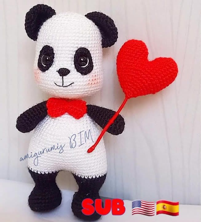 Oso panda enamorado amigurumi