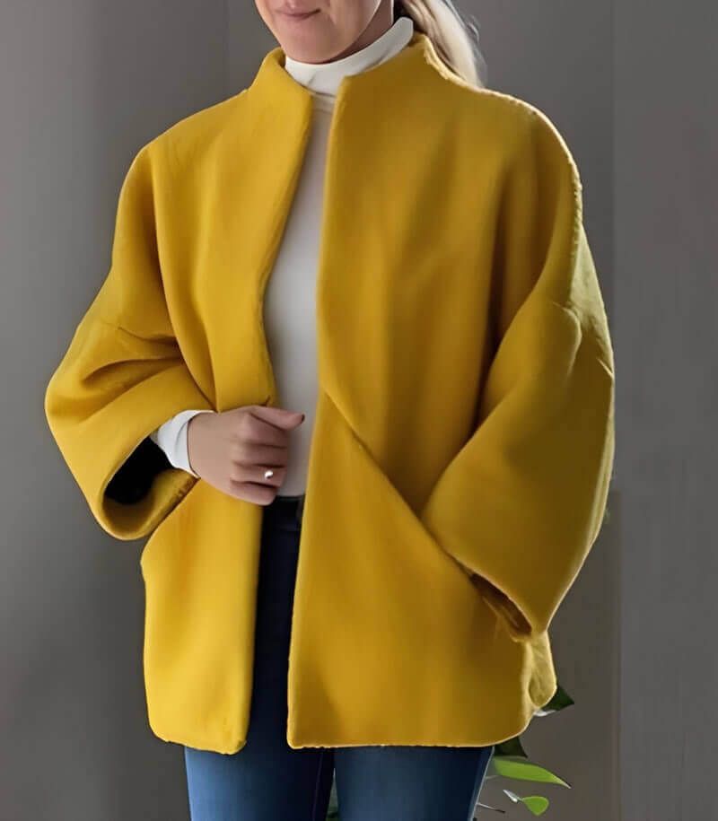 Abrigo con manga kimono de cuello alto