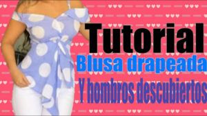 Blusa drapeada y hombros descubiertos