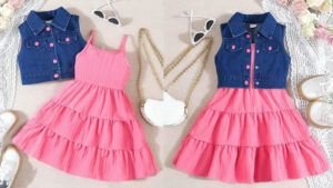 Vestido en capas y chaleco para niña