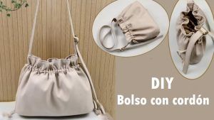Bolso bandolera con cordón